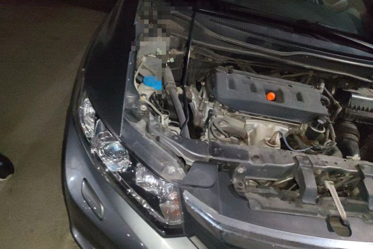 Used Honda Civic 2012 1.8L automatic luxury edition Engine Bay Right