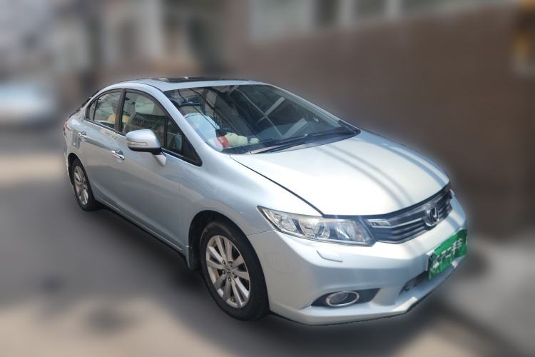 Used Honda Civic 2012 1.8L automatic luxury edition Front Right 45 Deg