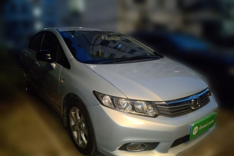 Used Honda Civic 2012 1.8L automatic comfort version Front Right 45 Deg