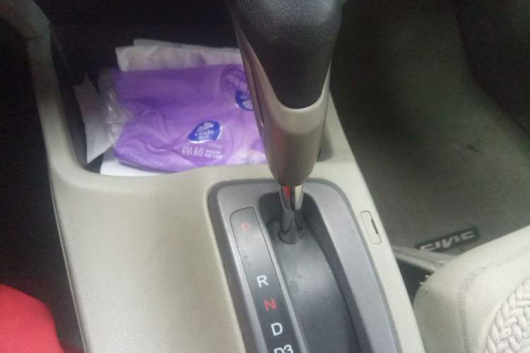 Used Honda Civic 2012 1.8L automatic comfort version Gear Lever