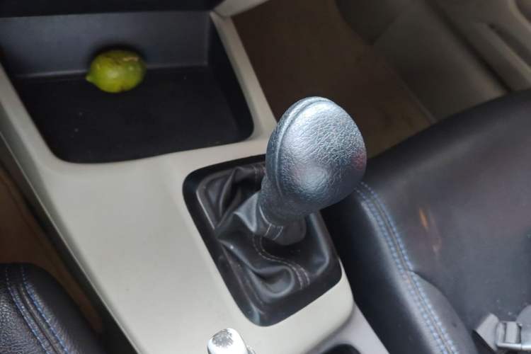 Used Honda Civic 2012 1.8L manual Comfort version Gear Lever