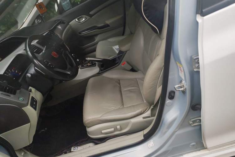 Used Honda Civic 2012 1.8L automatic luxury edition Left Front Seat