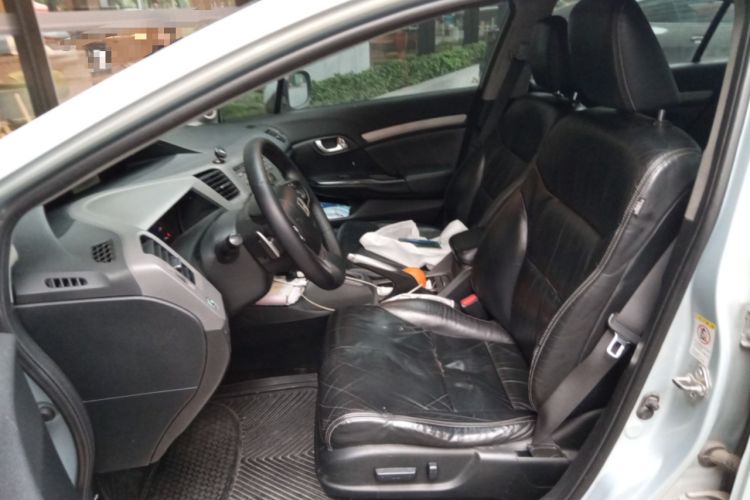Used Honda Civic 2012 1.8L automatic luxury edition Left Front Seat