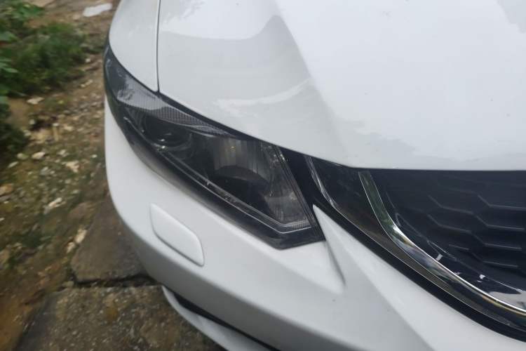 Used Honda Civic 2012 1.8L automatic luxury edition Right Front Headlight