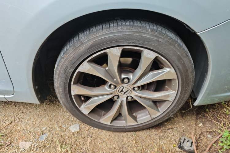 Used Honda Civic 2012 2.0L Automatic TYPE-S Navigation Edition Right Front Wheel Hub