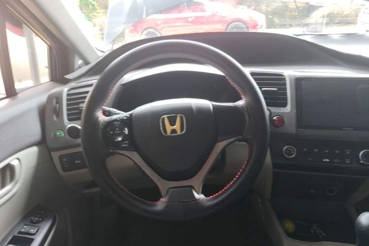 Used Honda Civic 2012 1.8L manual Comfort version Steering Wheel