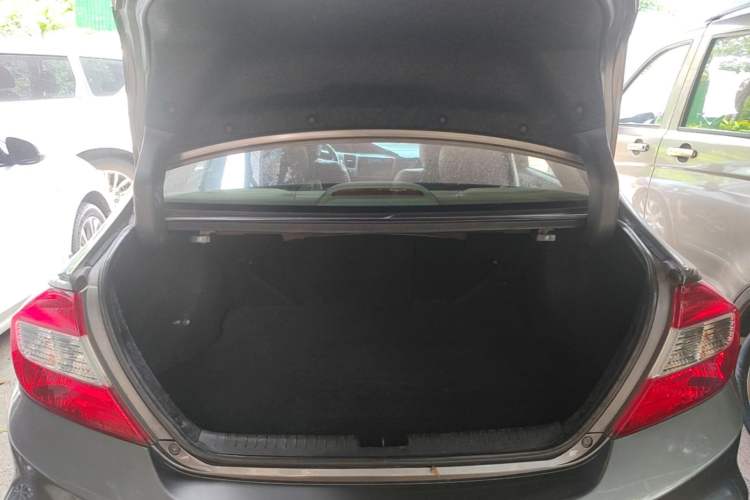 Used Honda Civic 2012 1.8L manual Comfort version Trunk