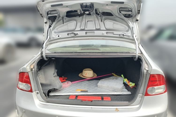 Used Honda Civic 2012 1.8L automatic comfort version Trunk