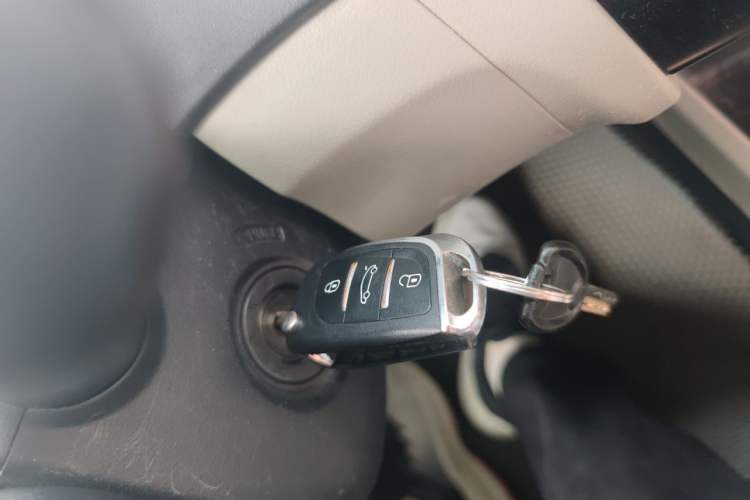 Used Honda Civic 2012 1.8L manual Comfort version Vehicle Key