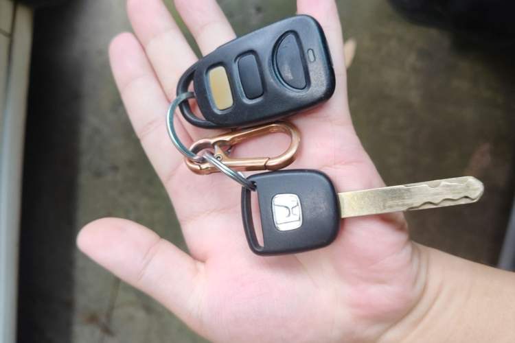 Used Honda Civic 2012 1.8L manual Comfort version Vehicle Key