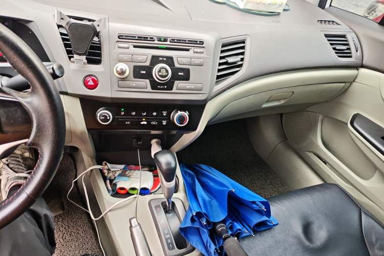 Used Honda Civic 2012 1.8L automatic comfort version Audio And AC Panel