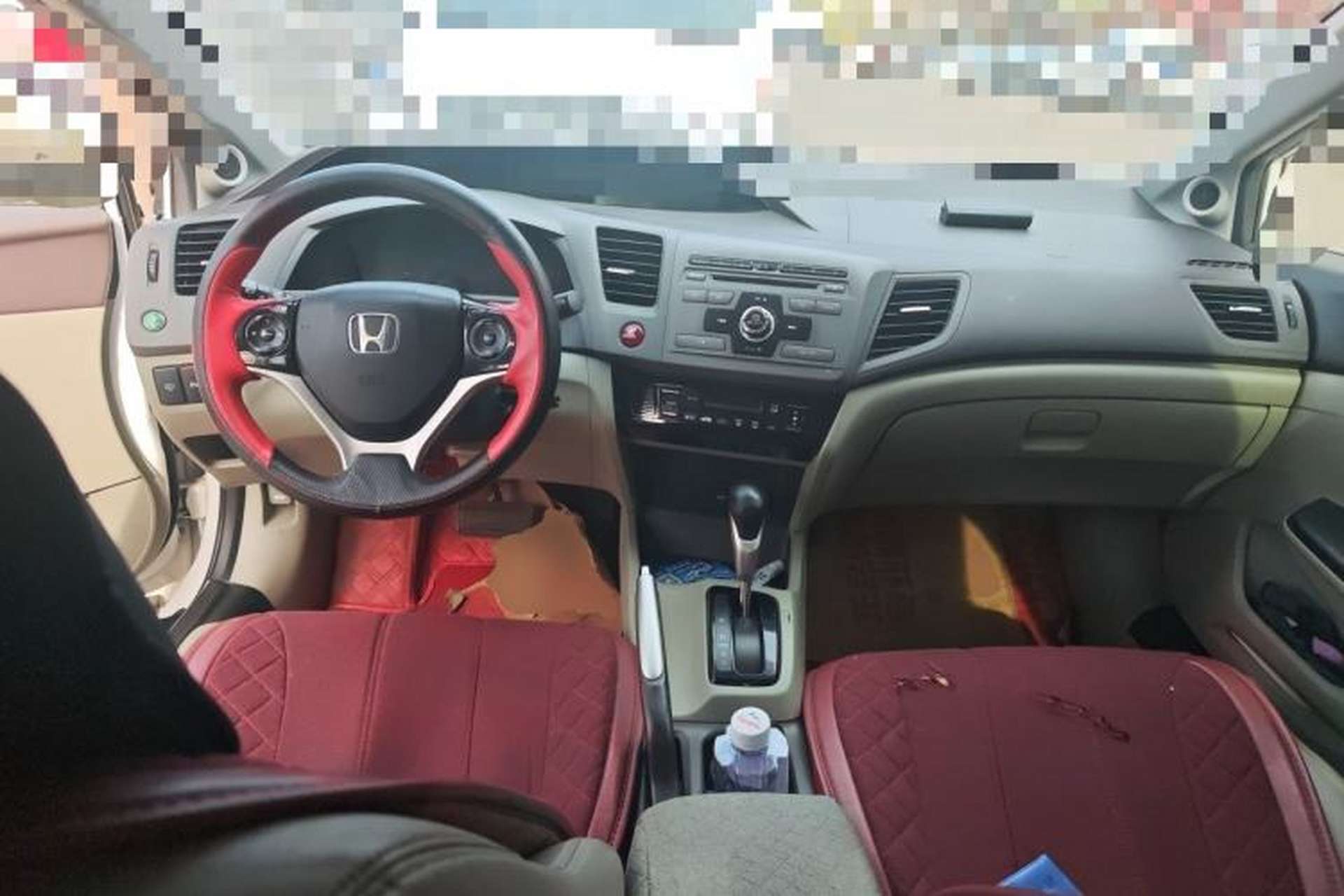 Used Honda Civic 2012 1.8L automatic luxury edition Center Console