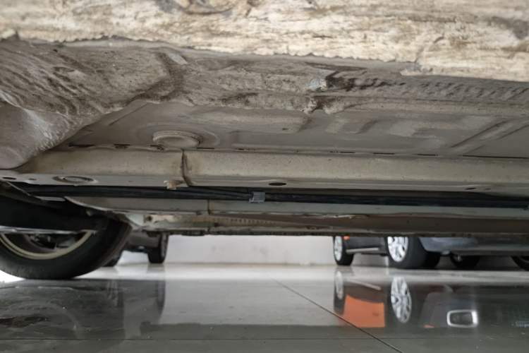 Used Honda Civic 2012 1.8L automatic comfort version Chassis Front Left