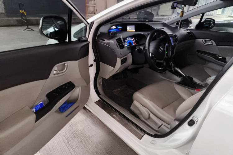 Used Honda Civic 2012 1.8L automatic comfort version Driver Seat