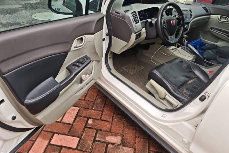 Used Honda Civic 2012 1.8L automatic comfort version Driver Seat