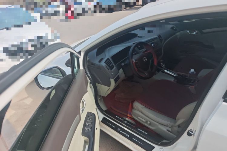 Used Honda Civic 2012 1.8L automatic luxury edition Driver Seat