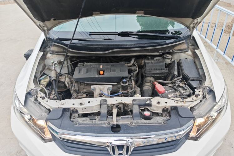 Used Honda Civic 2012 1.8L automatic comfort version Engine Bay