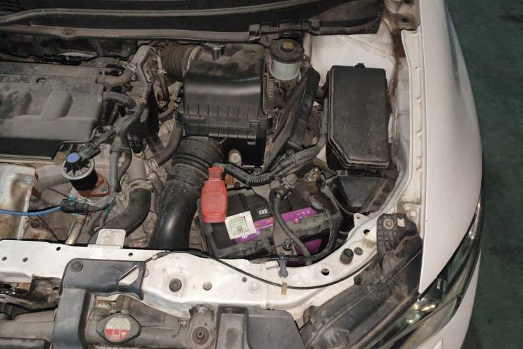Used Honda Civic 2012 1.8L automatic luxury edition Engine Bay Left