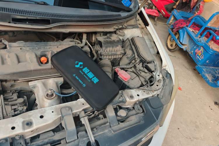 Used Honda Civic 2012 1.8L automatic luxury edition Engine Bay Left