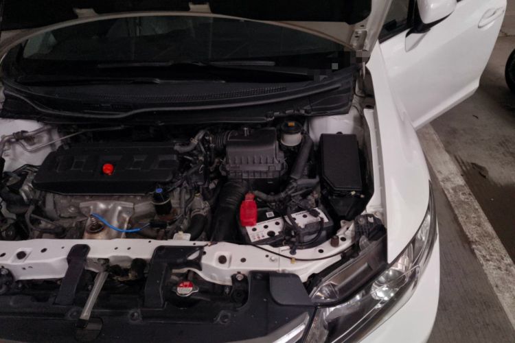 Used Honda Civic 2012 1.8L automatic comfort version Engine Bay Left