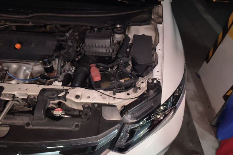 Used Honda Civic 2012 1.8L automatic comfort version Engine Bay Left