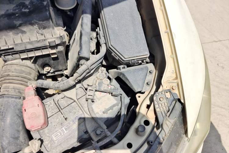 Used Honda Civic 2012 1.8L automatic comfort version Engine Bay Left