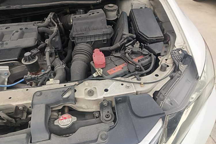 Used Honda Civic 2012 1.8L automatic comfort version Engine Bay Left