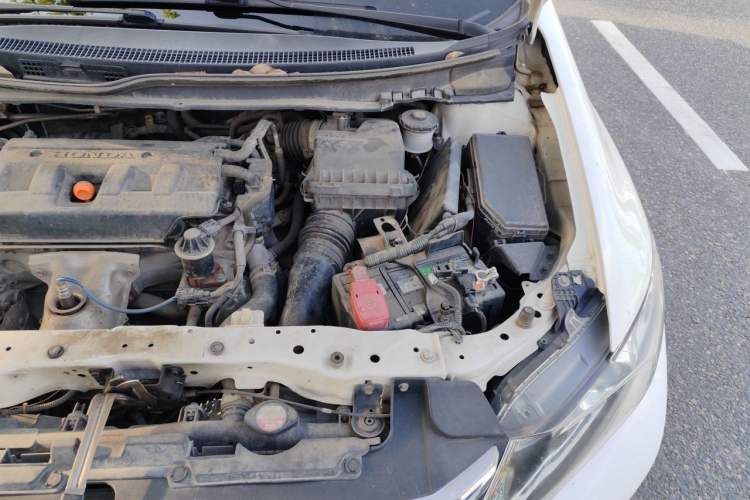 Used Honda Civic 2012 1.8L automatic comfort version Engine Bay Left