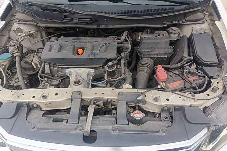 Used Honda Civic 2012 1.8L automatic comfort version Engine Bay