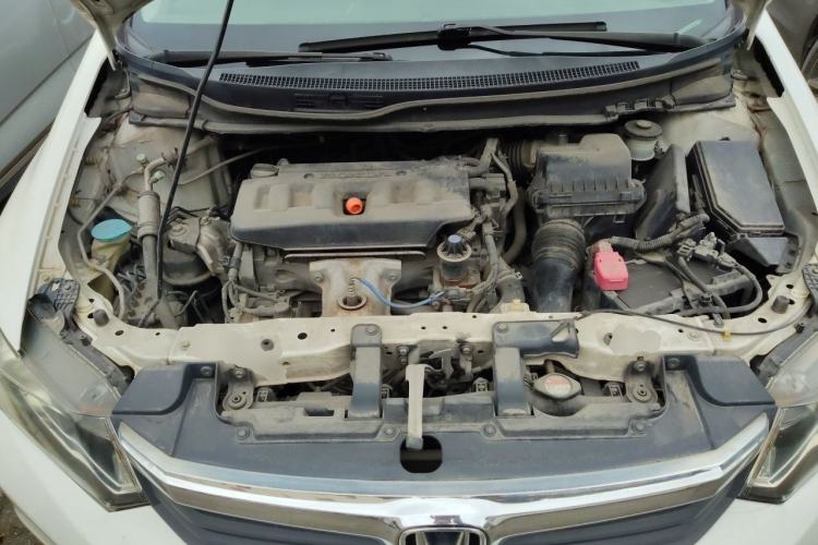 Used Honda Civic 2012 1.8L automatic comfort version Engine Bay