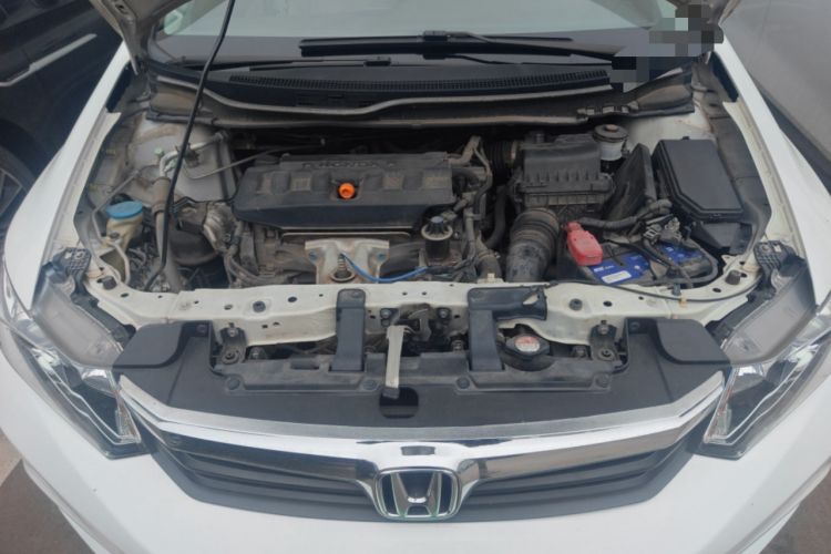 Used Honda Civic 2012 1.8L automatic comfort version Engine Bay