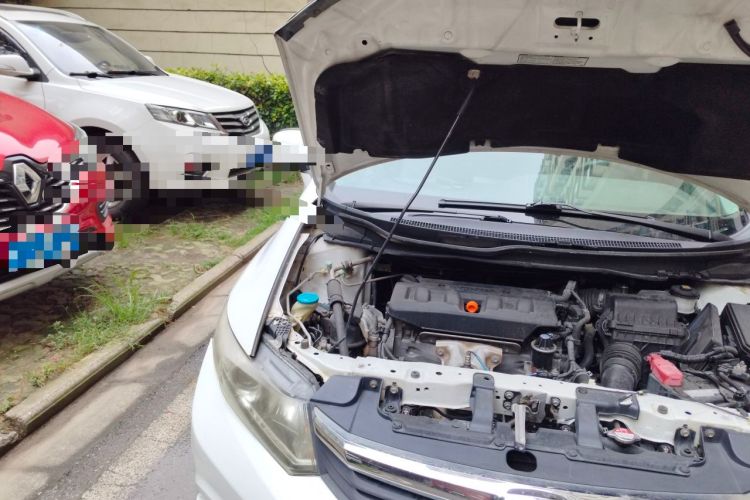 Used Honda Civic 2012 1.8L automatic comfort version Engine Bay Right