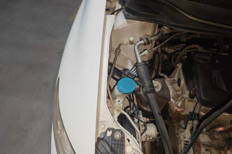 Used Honda Civic 2012 1.8L automatic comfort version Engine Bay Right
