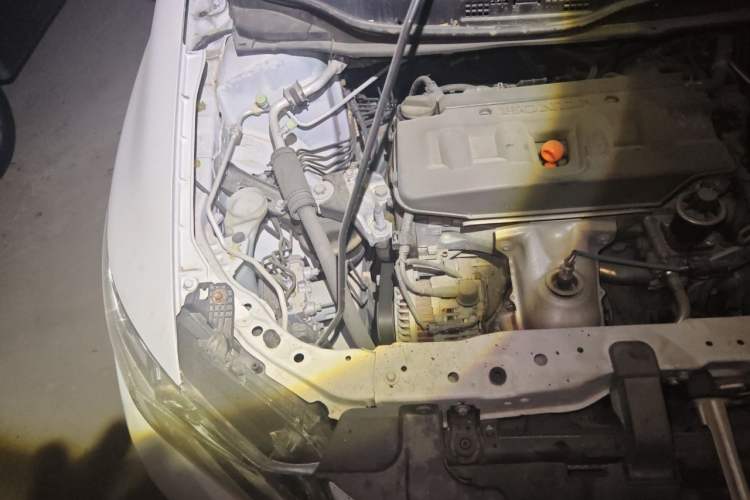 Used Honda Civic 2012 1.8L automatic comfort version Engine Bay Right