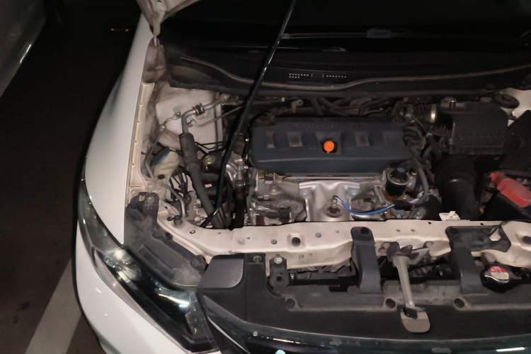 Used Honda Civic 2012 1.8L automatic comfort version Engine Bay Right