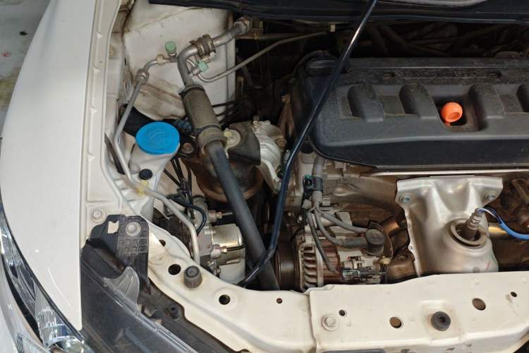 Used Honda Civic 2012 1.8L automatic comfort version Engine Bay Right