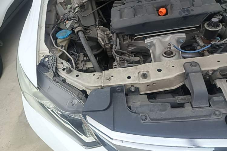Used Honda Civic 2012 1.8L automatic comfort version Engine Bay Right