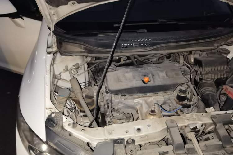 Used Honda Civic 2012 1.8L automatic comfort version Engine Bay Right