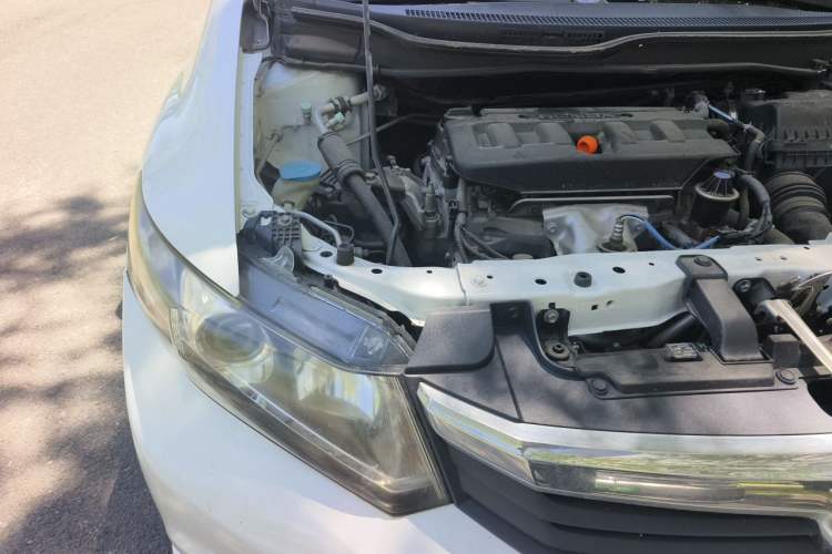 Used Honda Civic 2012 1.8L automatic comfort version Engine Bay Right
