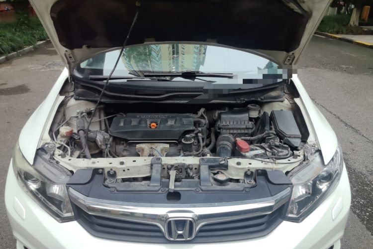 Used Honda Civic 2012 1.8L automatic luxury edition Engine Bay