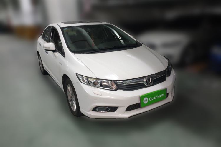 Used Honda Civic 2012 1.8L automatic luxury edition Front Right 45 Deg