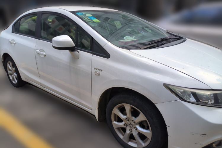 Used Honda Civic 2012 1.8L automatic comfort version Front Right 45 Deg