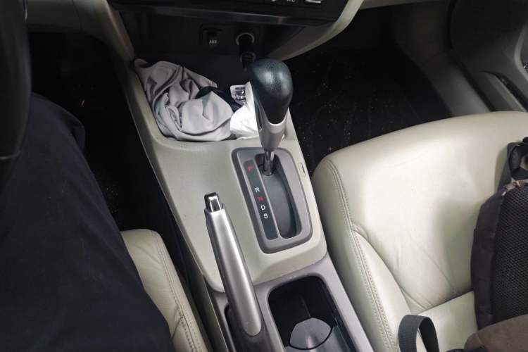 Used Honda Civic 2012 1.8L automatic luxury edition Gear Lever