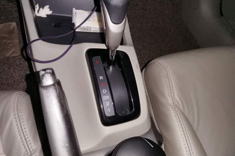 Used Honda Civic 2012 1.8L automatic comfort version Gear Lever