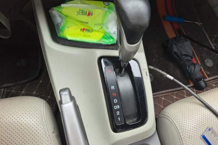 Used Honda Civic 2012 1.8L automatic comfort version Gear Lever
