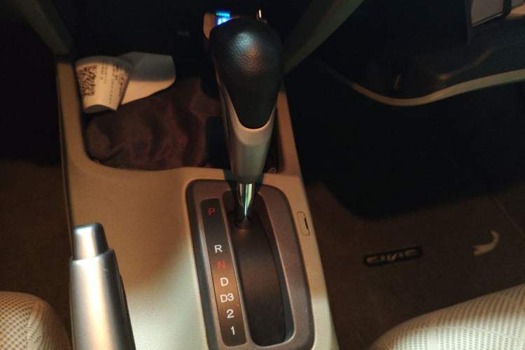 Used Honda Civic 2012 1.8L automatic comfort version Gear Lever