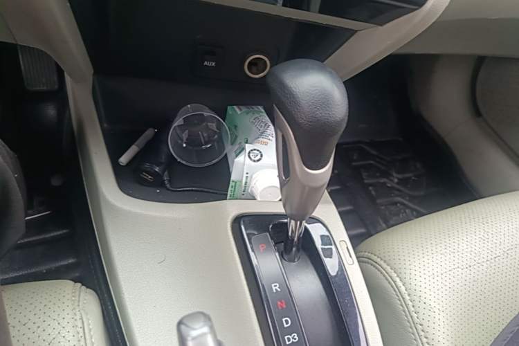 Used Honda Civic 2012 1.8L automatic comfort version Gear Lever