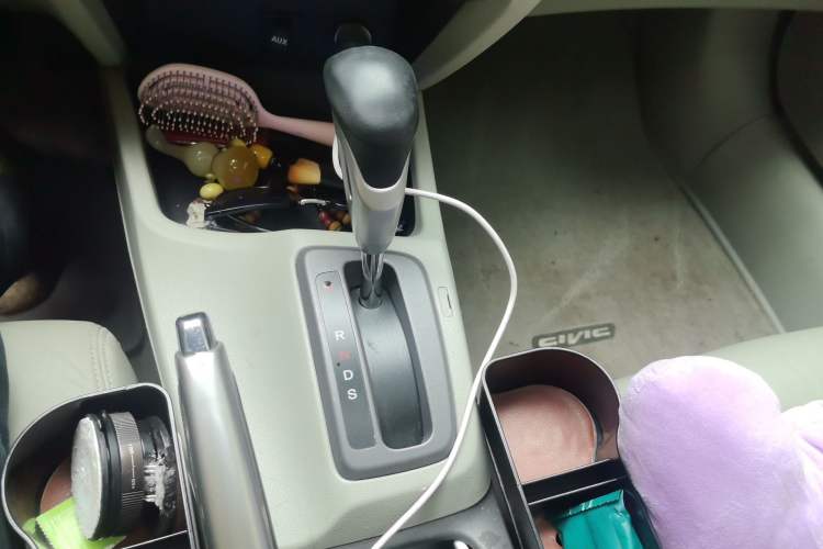 Used Honda Civic 2012 1.8L automatic luxury edition Gear Lever