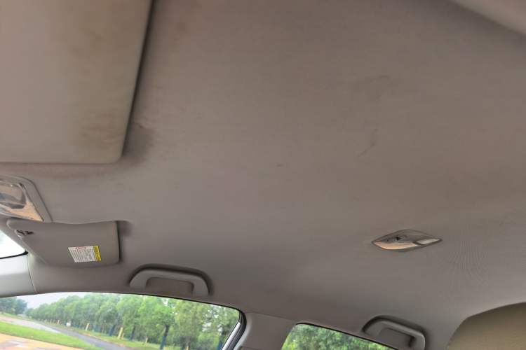 Used Honda Civic 2012 1.8L automatic comfort version Headliner