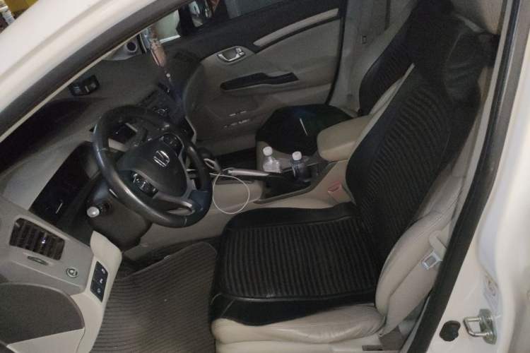 Used Honda Civic 2012 1.8L automatic luxury edition Left Front Seat